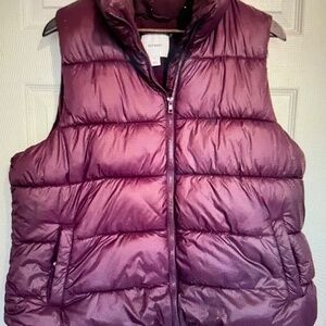 Old Navy Plumb Puffer Vest - Women's Medium